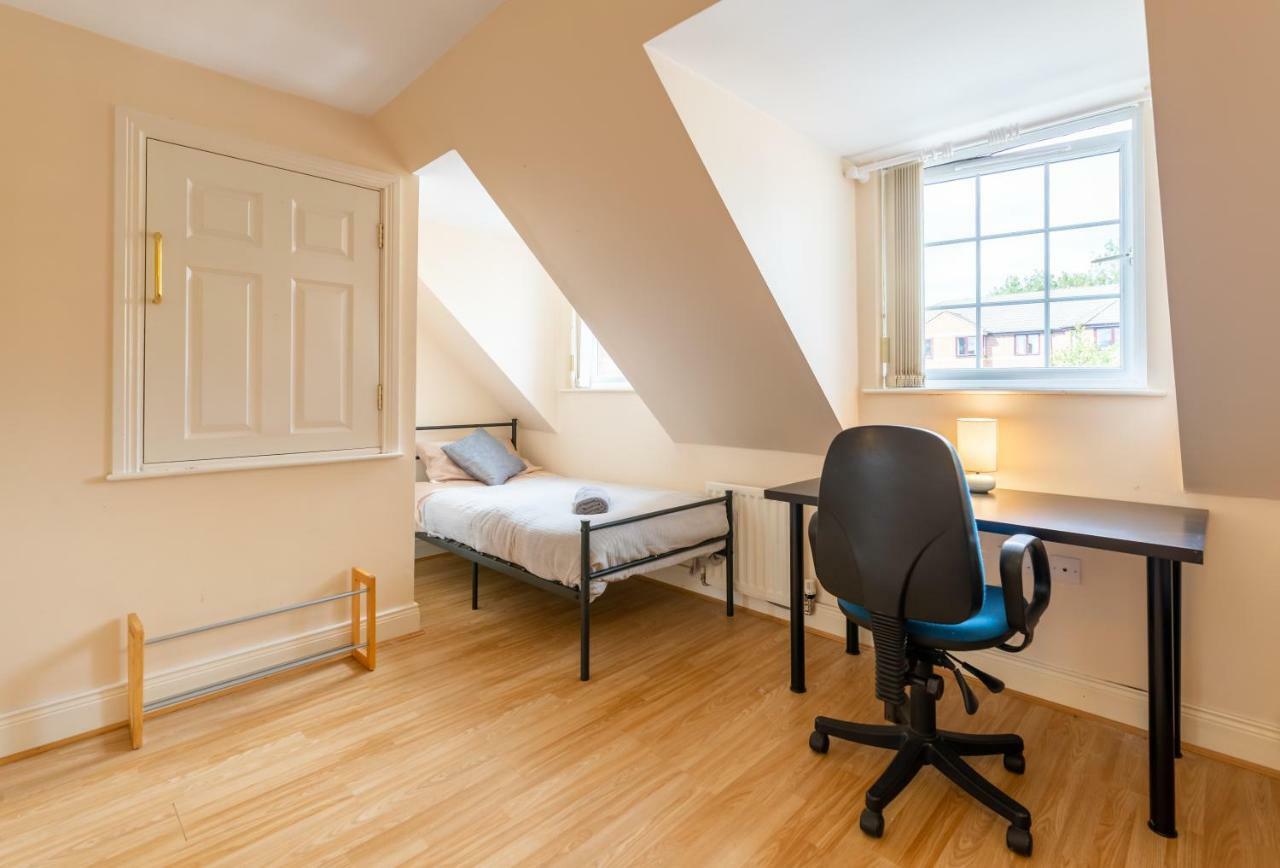 Newcastle City Centre Spacious Town House Free Parking And Wifi 외부 사진